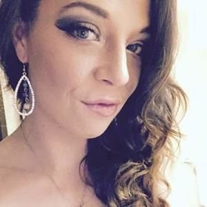 Meet your Posher, Lia